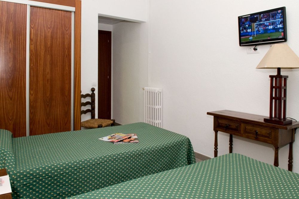 Hostal Isabel Бланес Екстер'єр фото